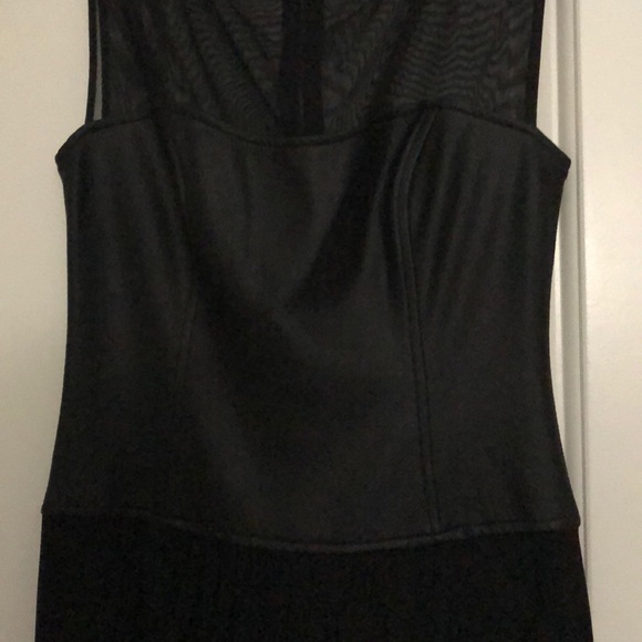 Dress - Picture 2 of 8